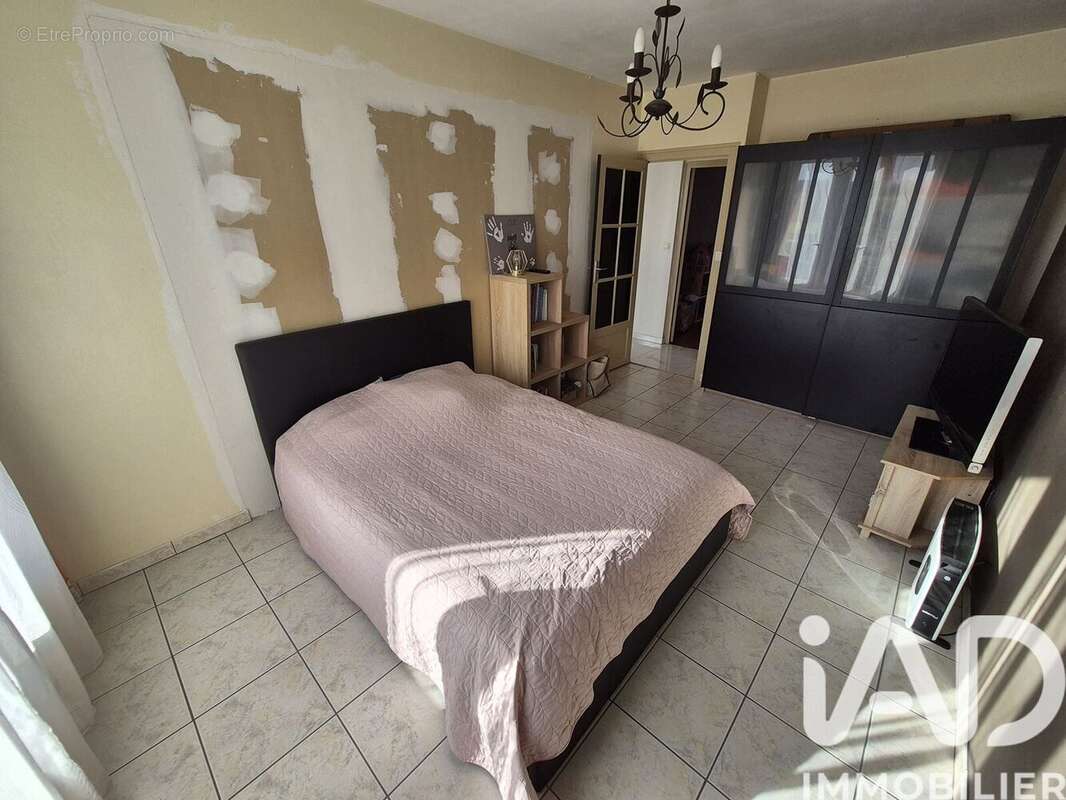 Maison 125 m² à Le Tallud  - photo 7