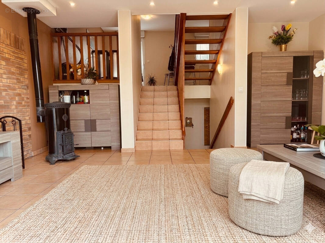 Maison à MARGENCY