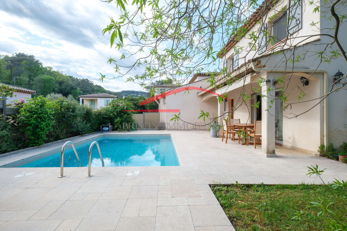 Maison à LA COLLE-SUR-LOUP