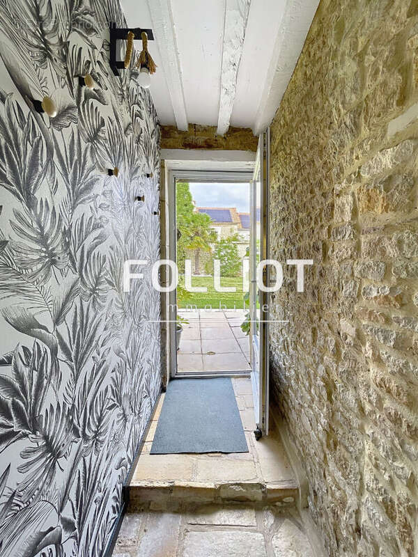 Maison à LAIZE-LA-VILLE