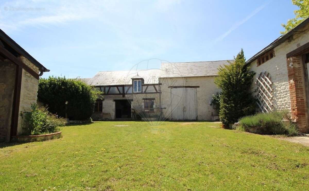 Maison à TERMINIERS