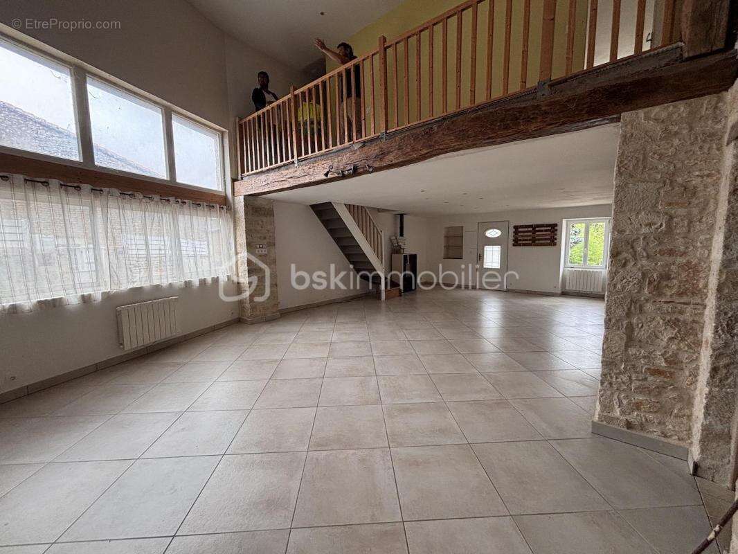 Maison en pierre 168m2 + Dépendances – Val-de-Bonnieure - photo 6