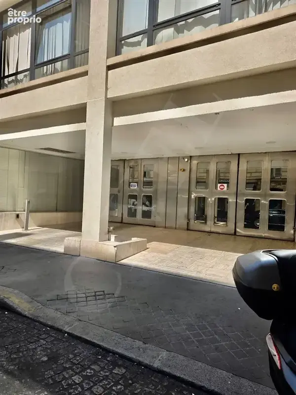 Avenue Marceau angle rue de Chaillot - photo 2