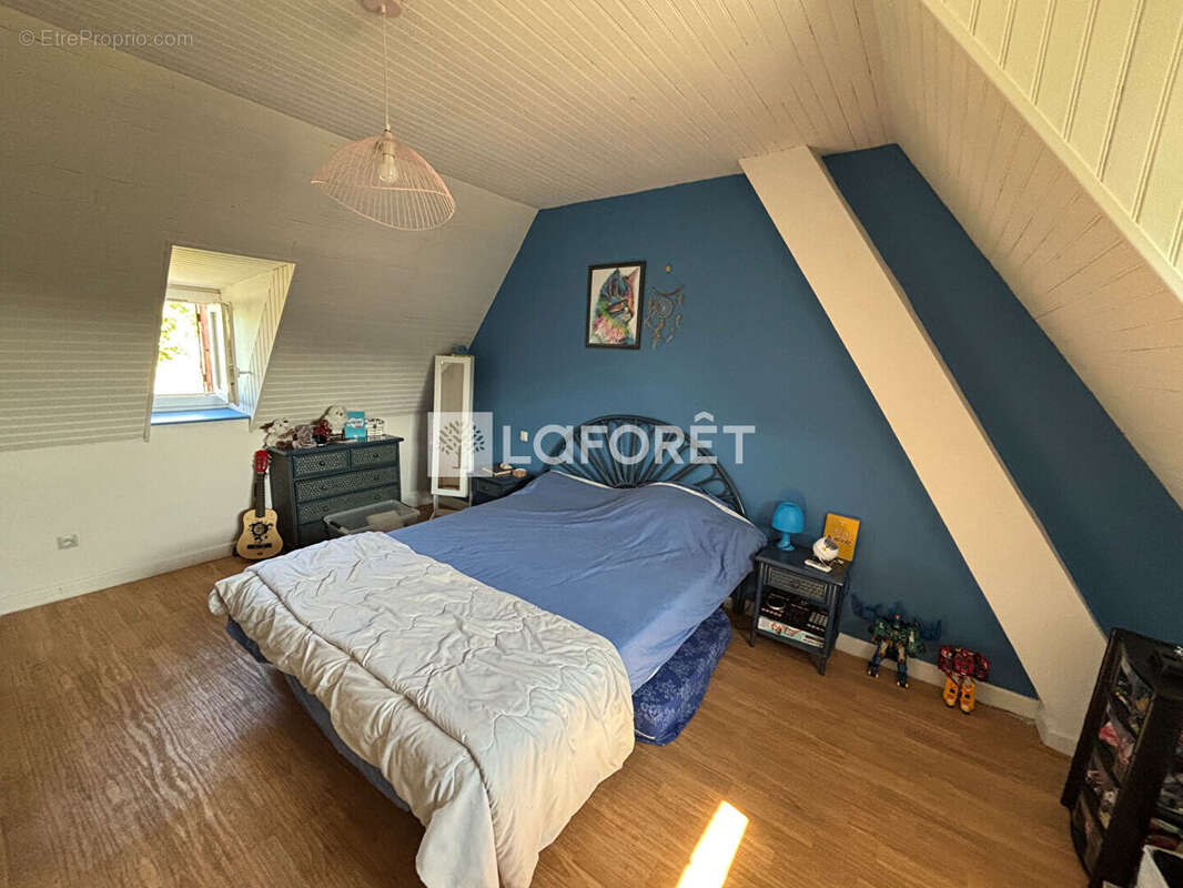 Maison 82 m² à Mouret  - photo 4