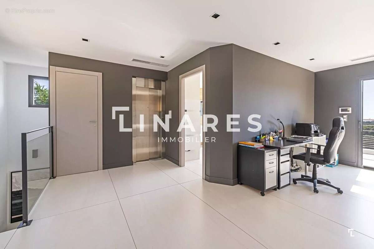 Maison à MARSEILLE-11E