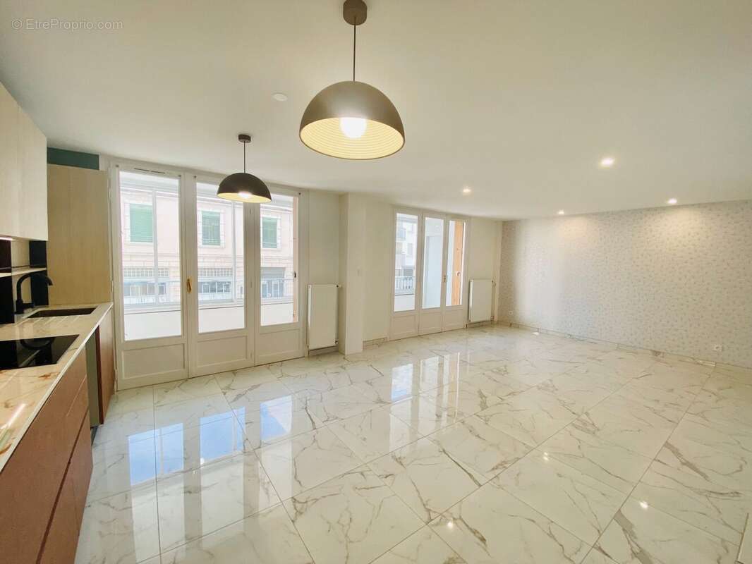 Appartement à ROMANS-SUR-ISERE