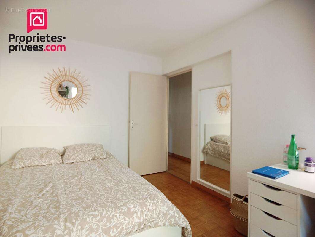 Appartement à MARSEILLE-9E
