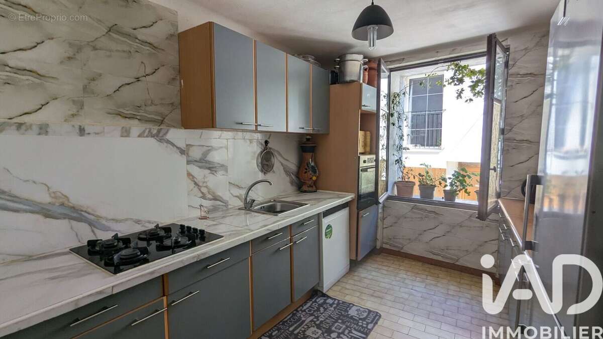 Photo 2 - Maison à ORGON