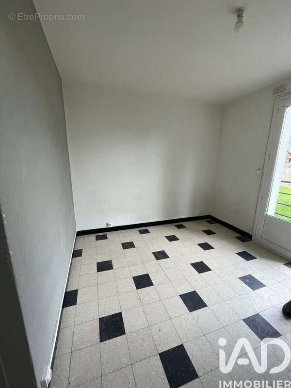Photo 9 - Appartement à JOIGNY