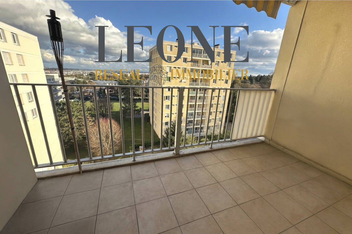 Appartement à OULLINS