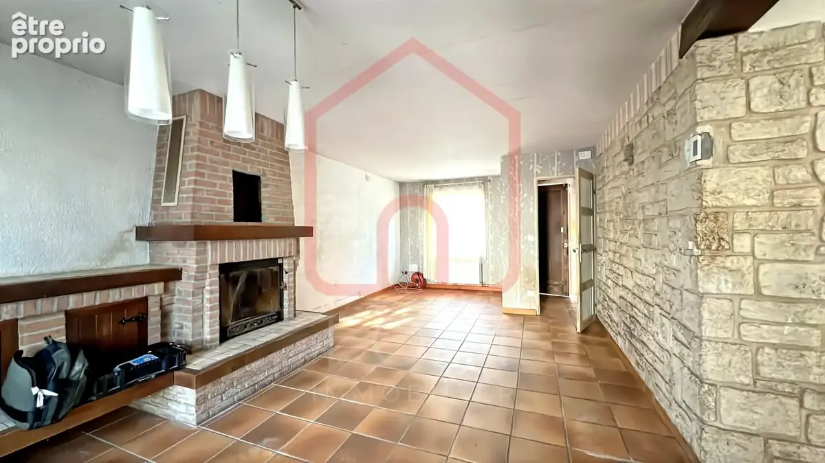 Maison semi-individuelle avec potentiel - 110 m2 - Lezennes - SOUS COMPROMIS - photo 2