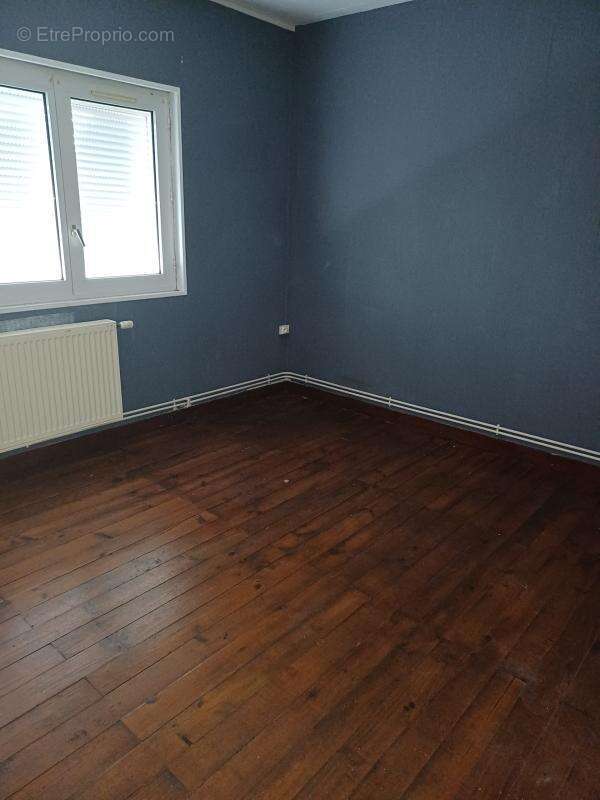 Maison à BRUAY-LA-BUISSIERE