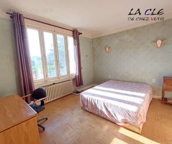 Maison à COULONGES-SUR-L&#039;AUTIZE