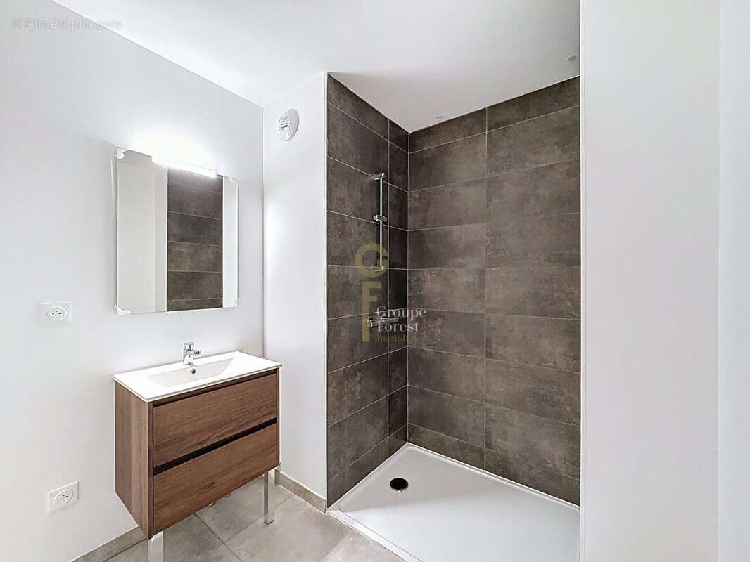 Appartement à CROIX