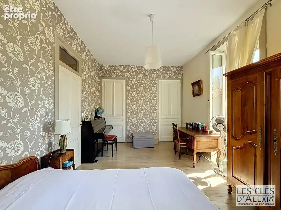 Maison bourgeoise de 1903 rénovée à proximité de Montchat - photo 24