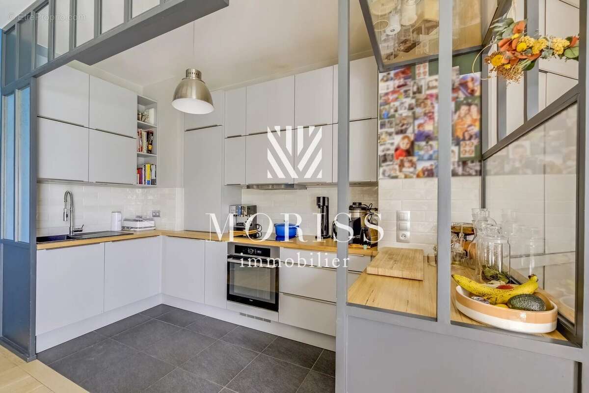 Appartement à PARIS-18E
