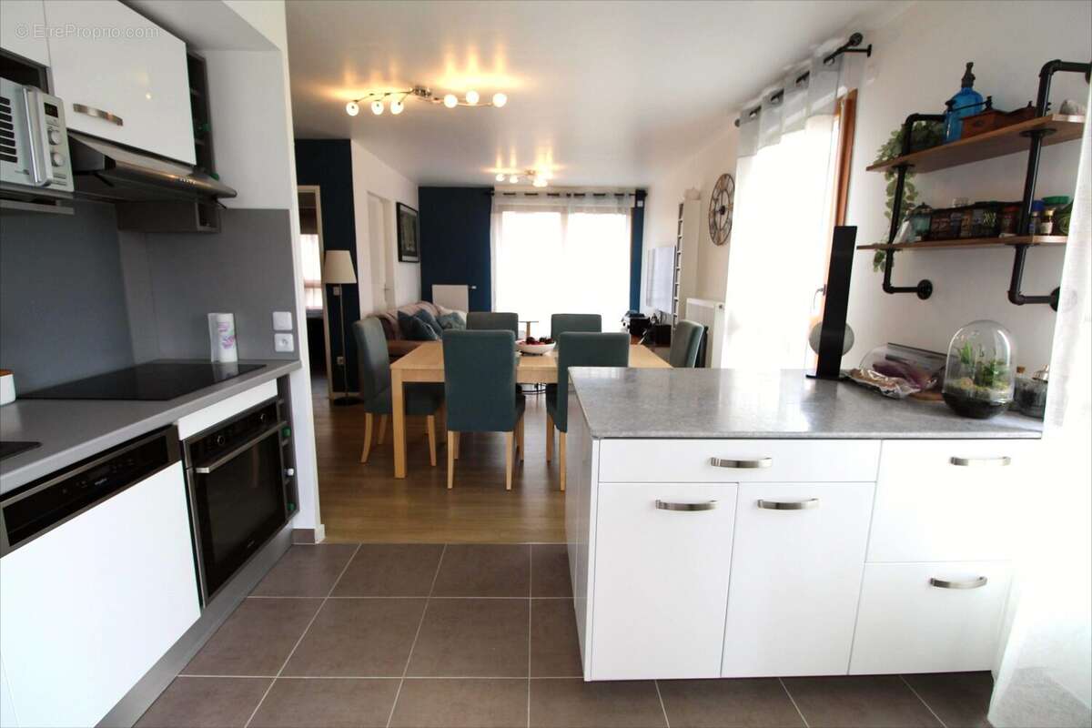 Appartement à BUSSY-SAINT-GEORGES