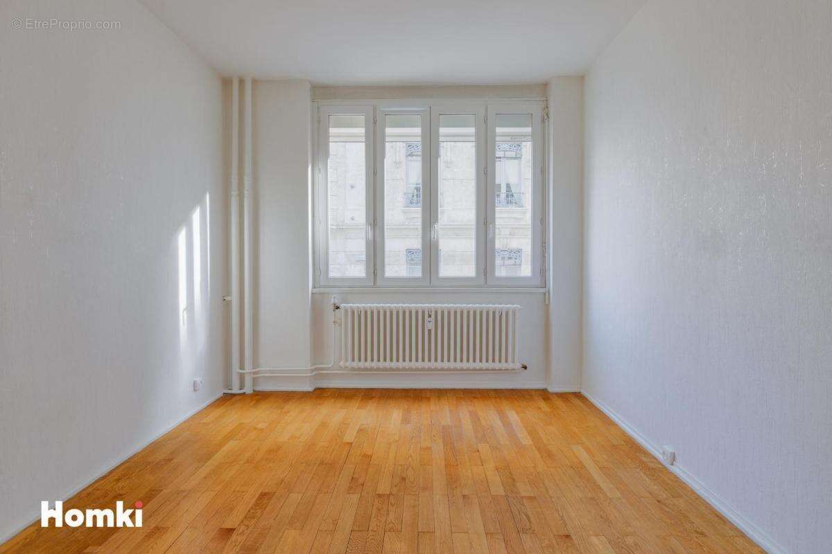 Appartement à VILLEURBANNE