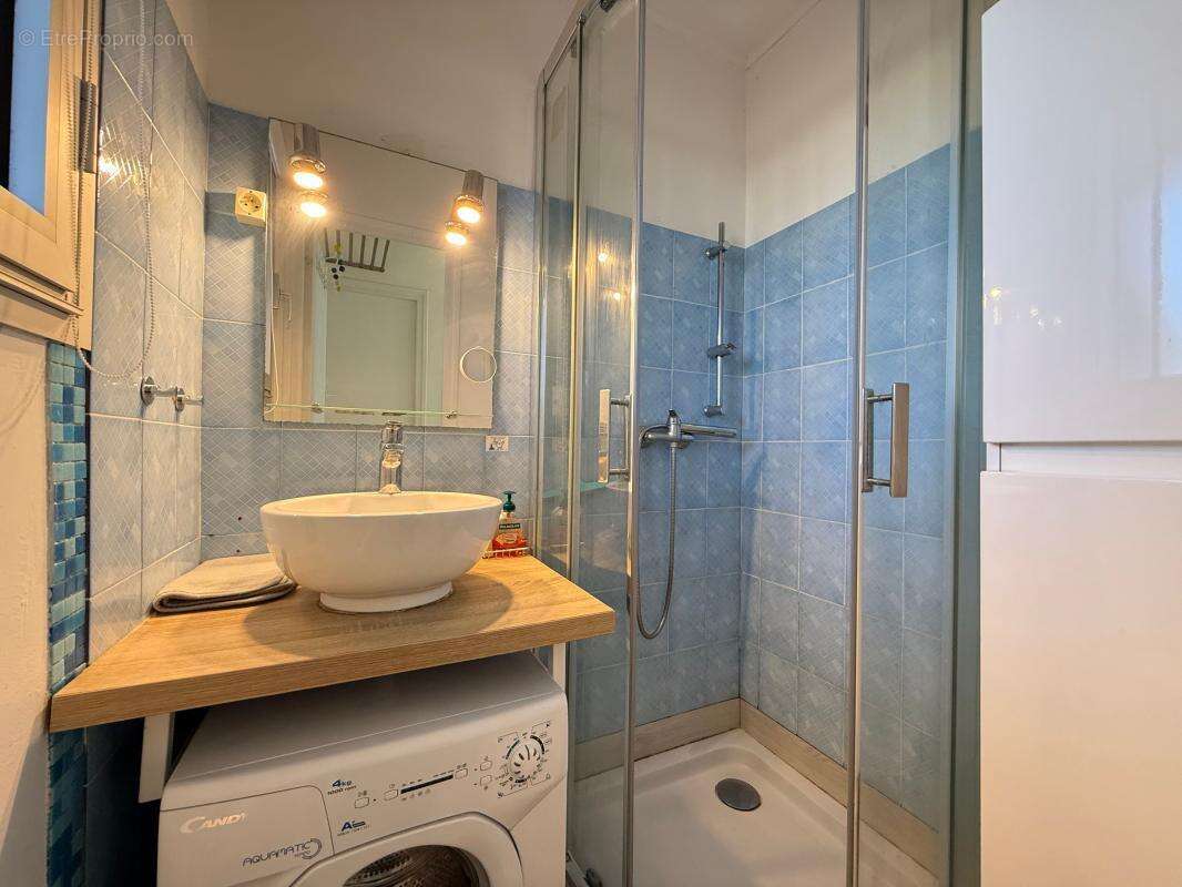 Appartement à VAUX-SUR-MER