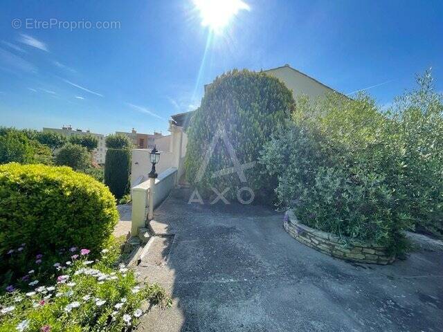 Maison à CLERMONT-L'HERAULT