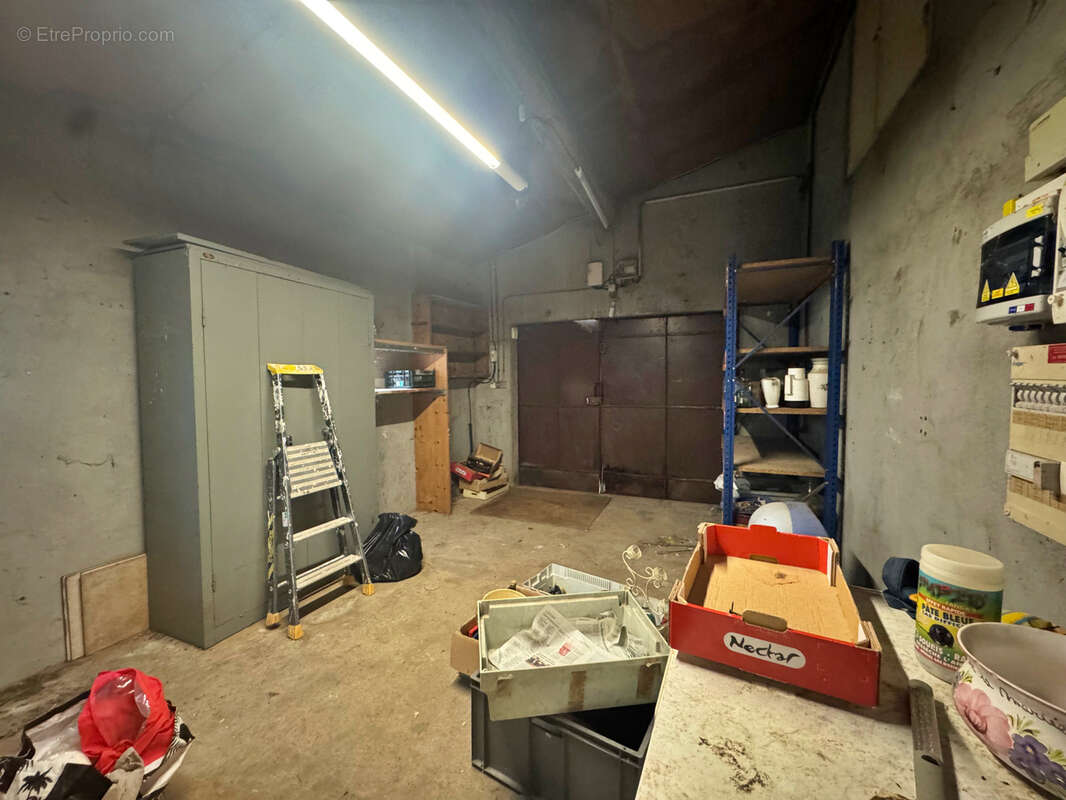 Maison à MONTBOUCHER-SUR-JABRON