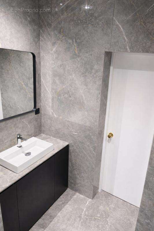 Maison à SAINT-MAUR-DES-FOSSES