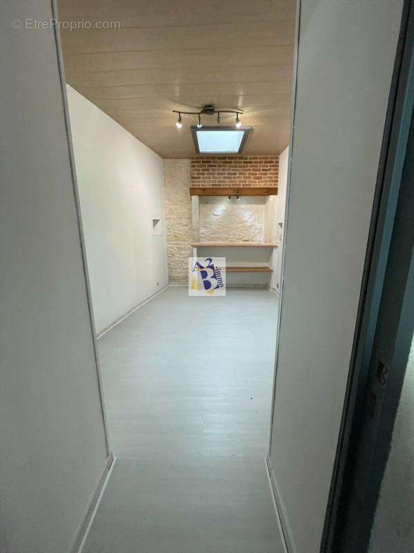 Maison à SAVIGNAC-LES-EGLISES