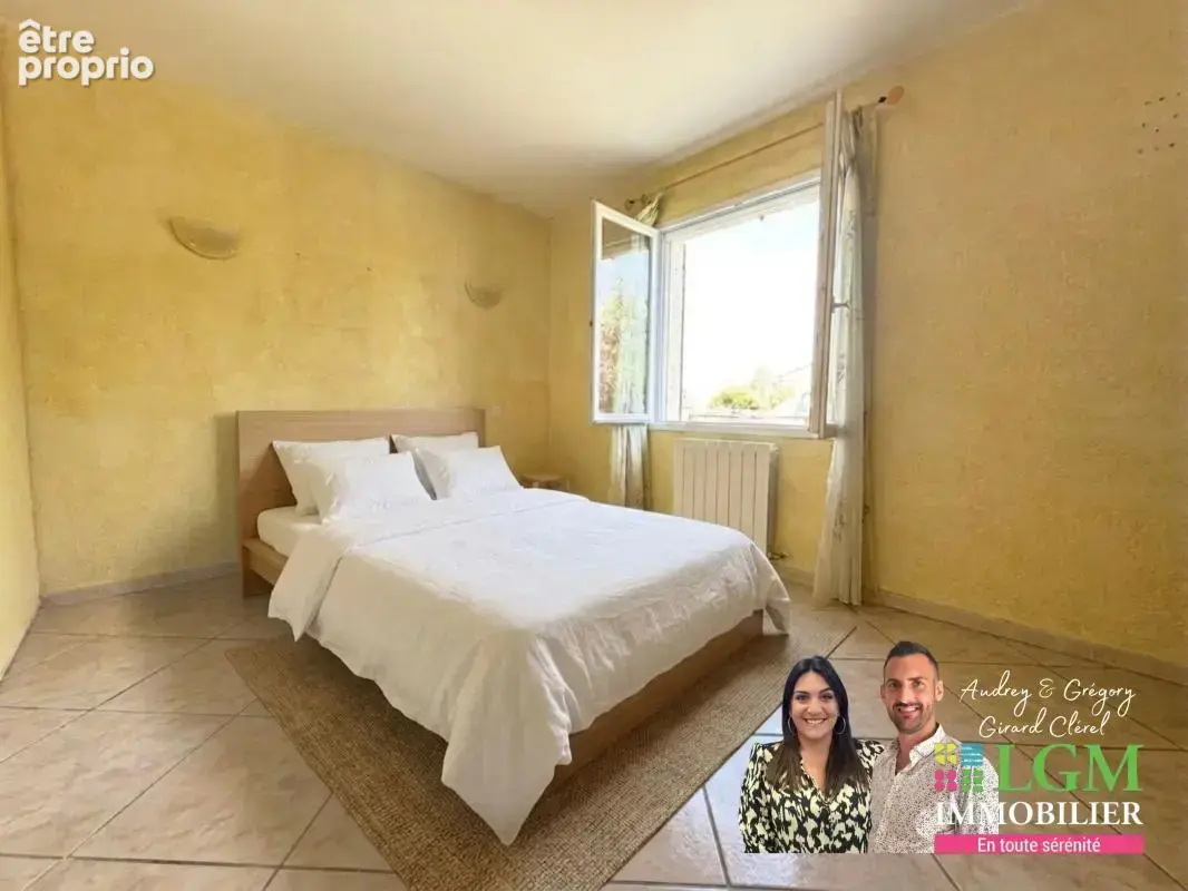 Maison de plain-pied, 4 chambres, piscine, 1000m2 de terrain, au calme, proche du centre - photo 14