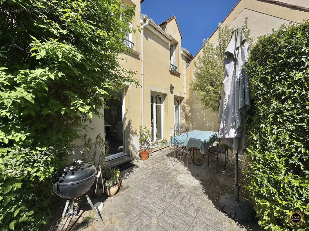 Maison à NOISY-LE-ROI