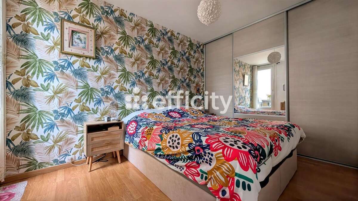 Appartement à LOGNES