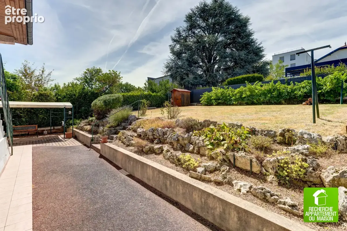 Maison familiale avec jardin - photo 2