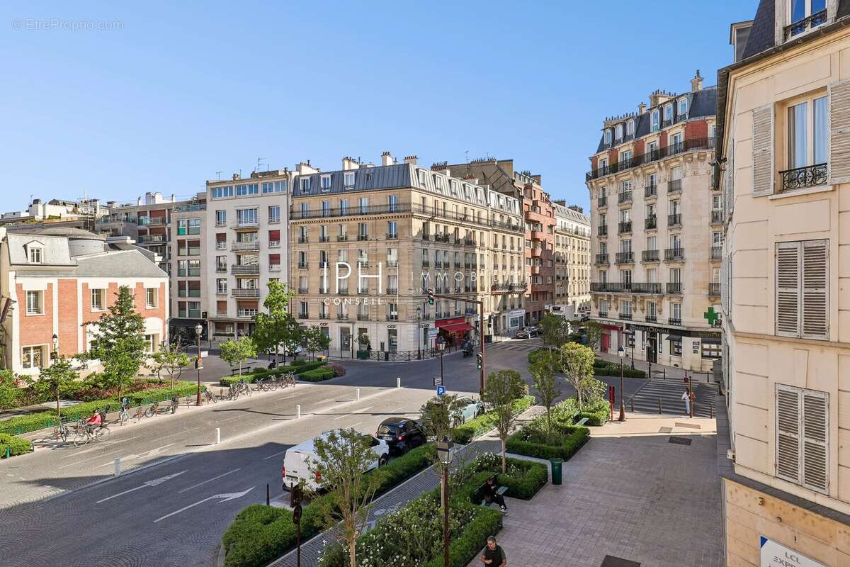 Appartement à NEUILLY-SUR-SEINE