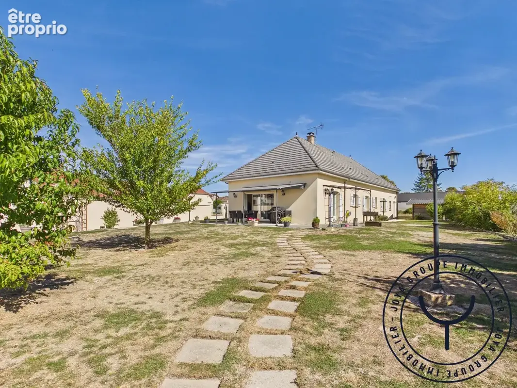 Maison 6 pièces 136 m² à vendre à Maizieres-La-Grande-Paroisse (10510) - photo 4