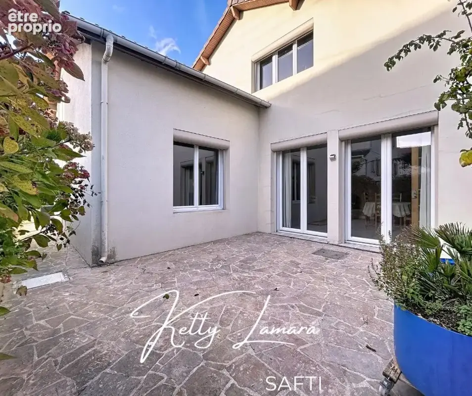 Photo 1 - Maison à SAINT-CYR-L'ECOLE