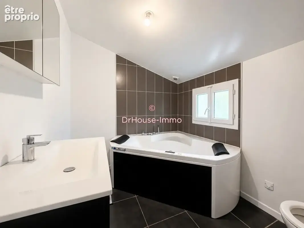 Maison 165 m² à Saubion  - photo 9