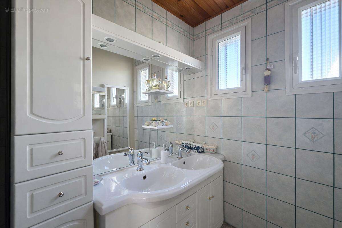 Maison à ECQUEVILLY