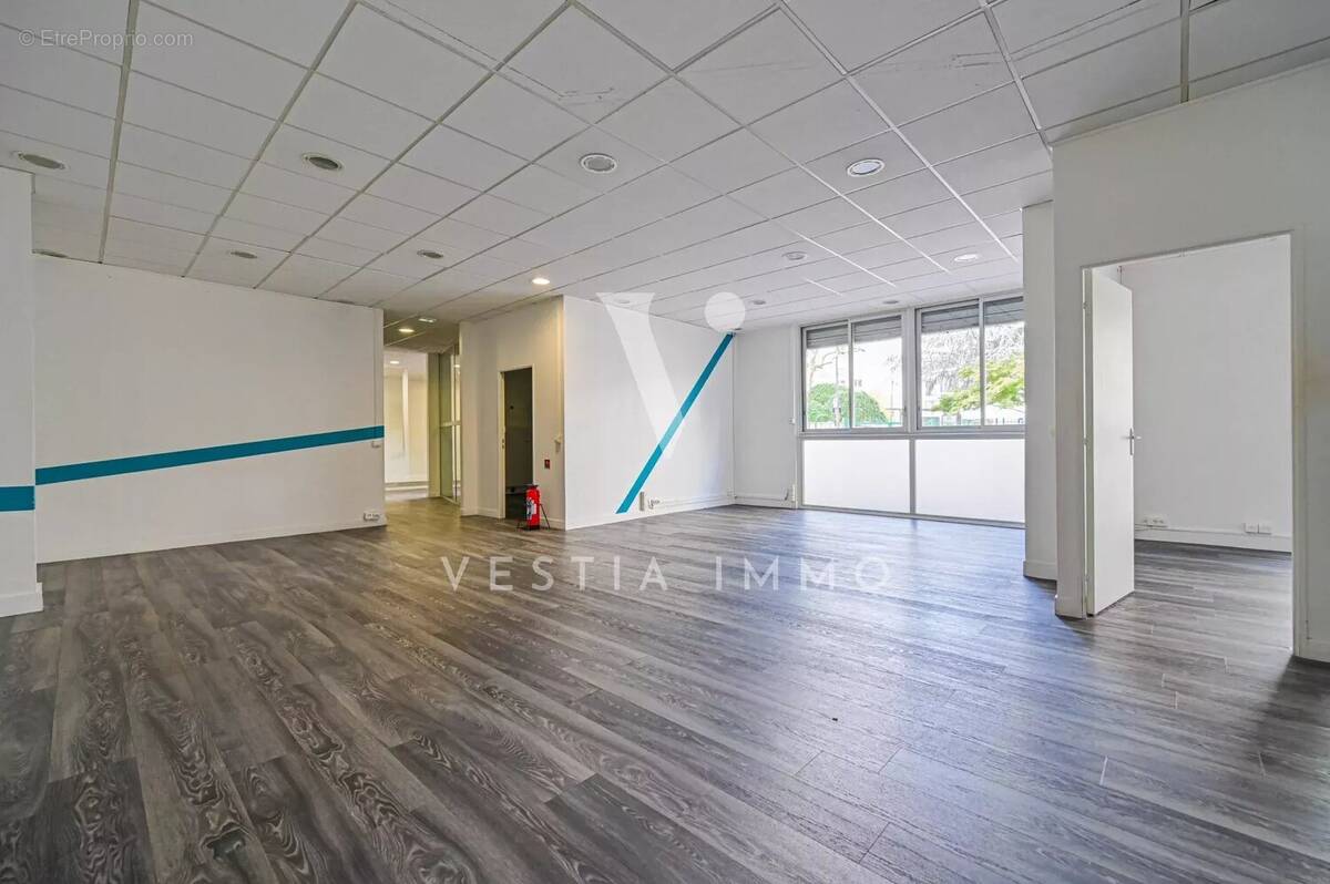 Commerce à VINCENNES