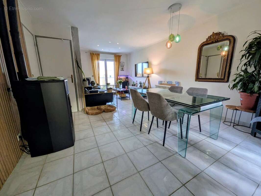 Maison à COULOMMIERS