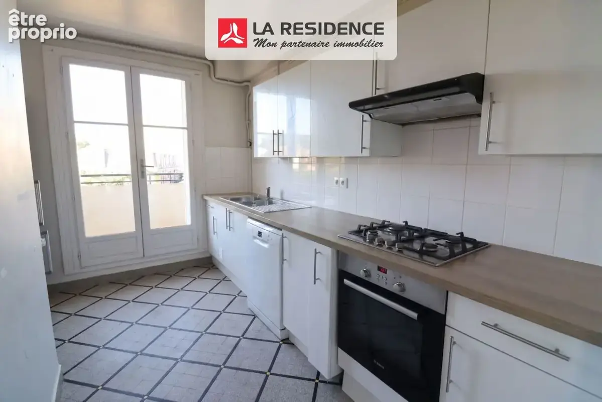 Appartement 103 m² à Versailles  - photo 4