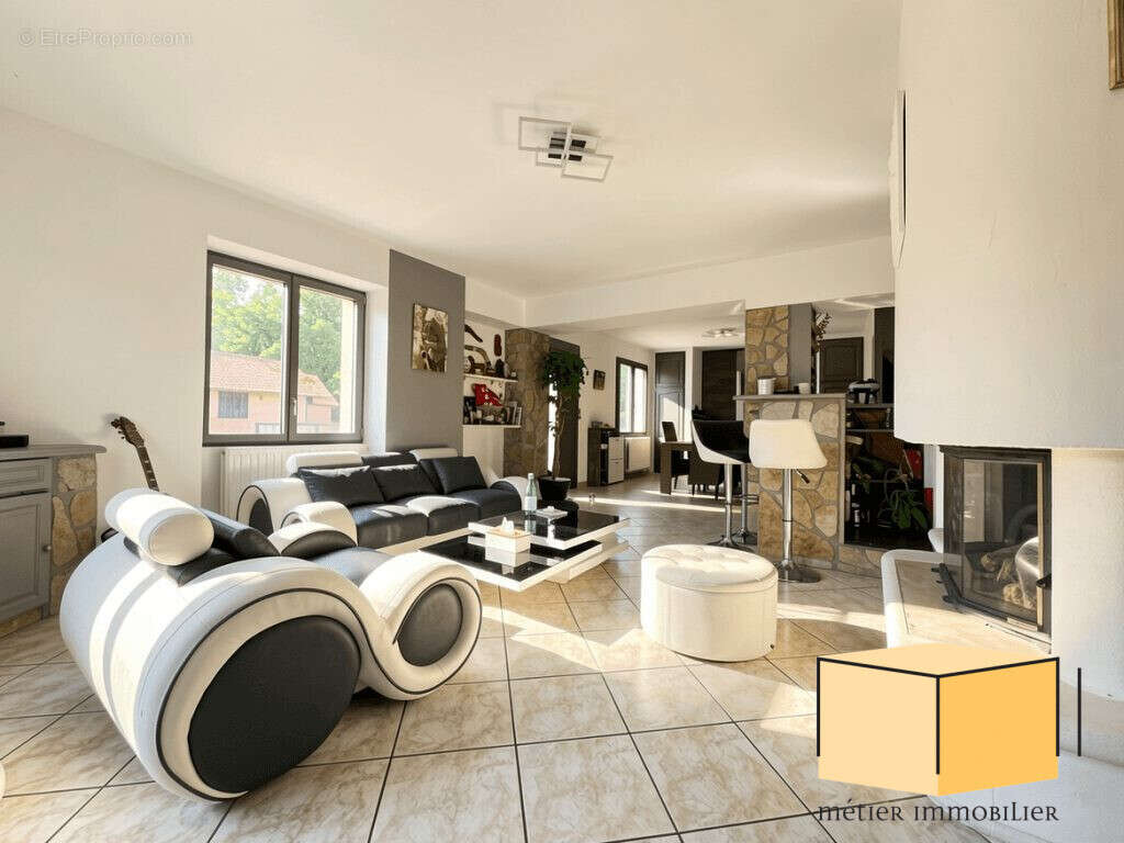 Maison 127 m² à La Chapelle-Du-Mont-Du-Chat  - photo 5