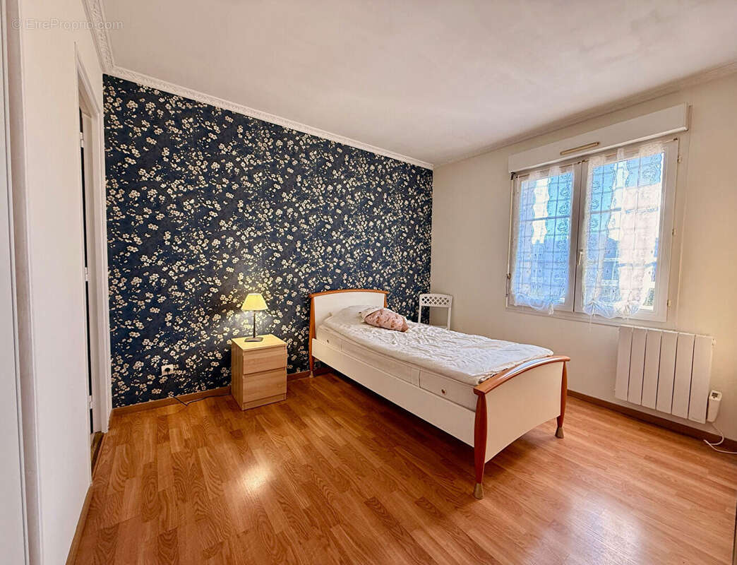 Appartement à BRIE-COMTE-ROBERT