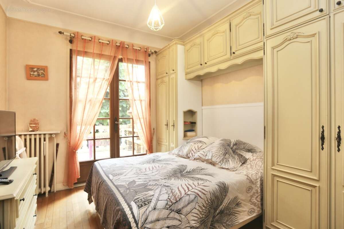 Maison 120 m² à Rosny-Sous-Bois  - photo 6