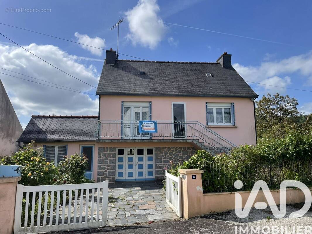 Photo 1 - Maison à SAINT-NICOLAS-DU-PELEM