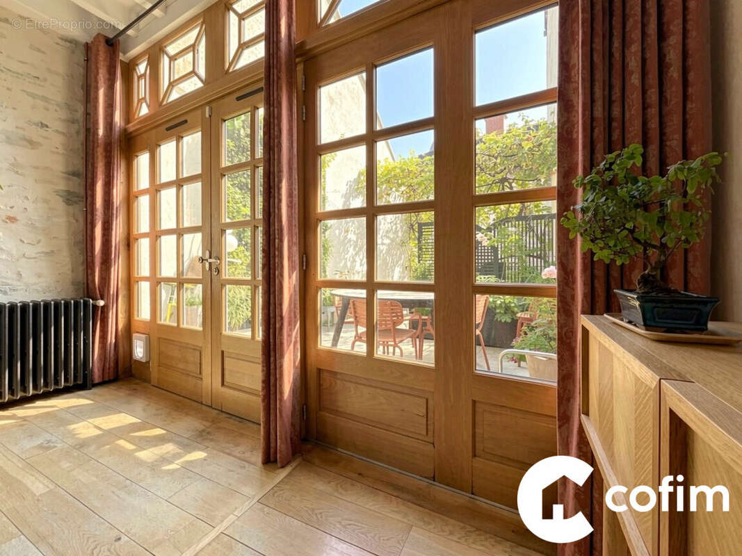 Maison 240 m² à Bagneres-De-Bigorre  - photo 2