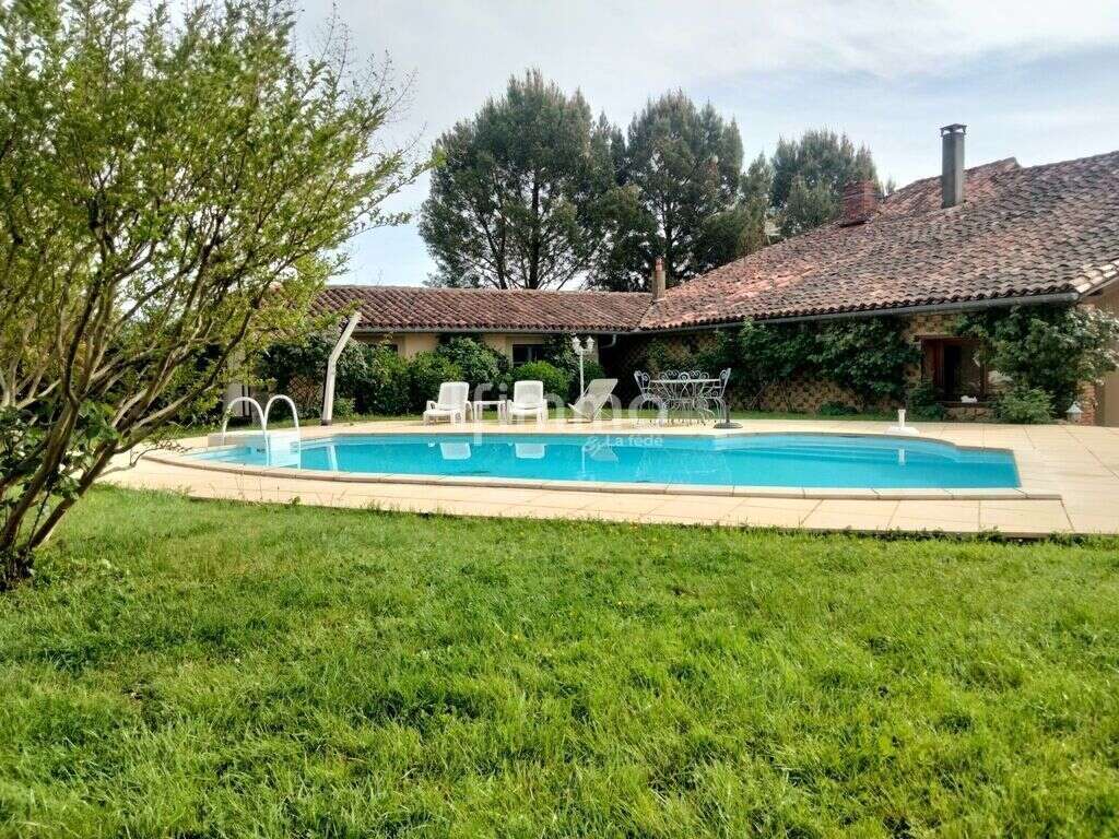 Maison à CASTELNAU-MAGNOAC
