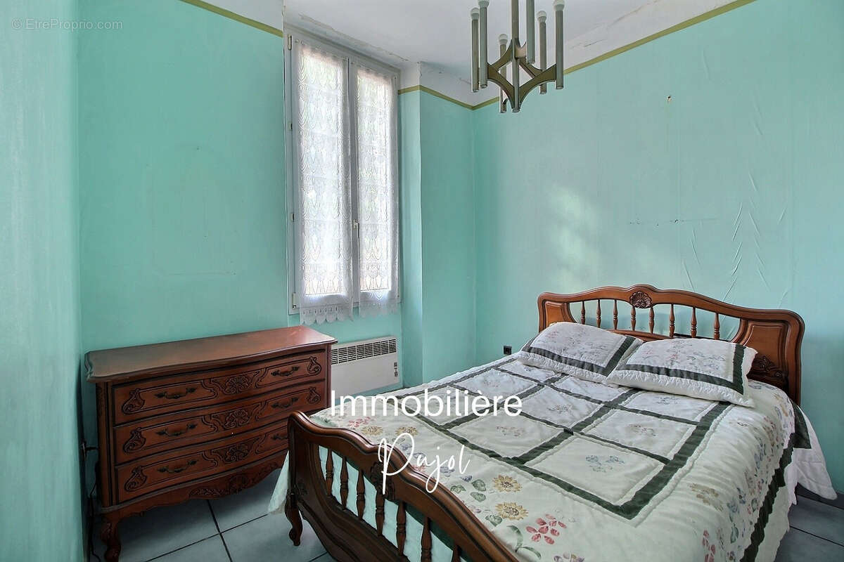 Appartement à MARSEILLE-1E