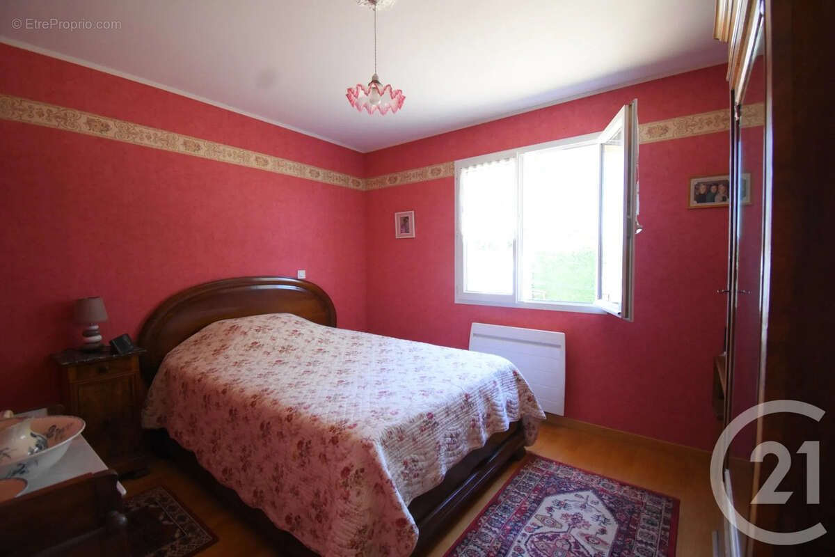 Maison 128 m² à Cusset  - photo 11