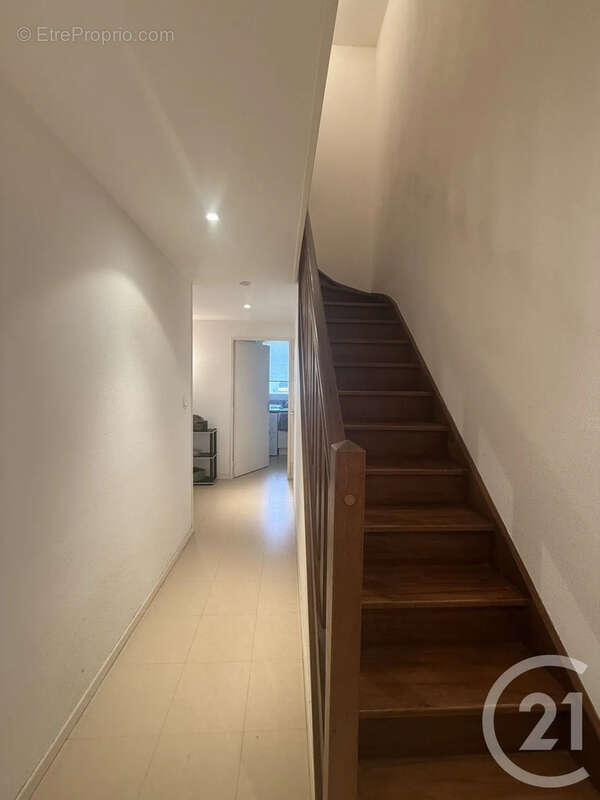 Appartement à YZEURE