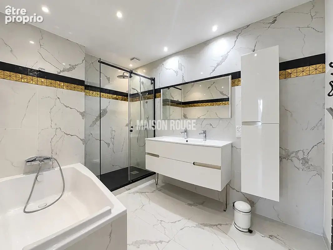 Belle propriété familiale de 188 m2 entre marché et Promenade du Clair de Lune - photo 7