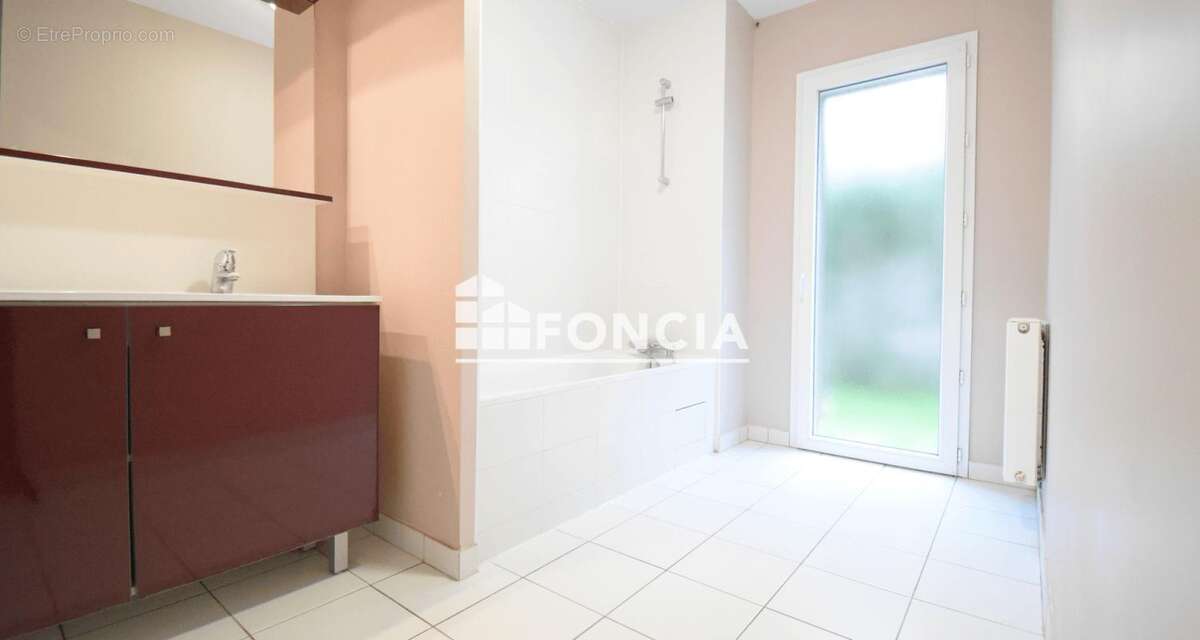 Appartement à PERIGNY
